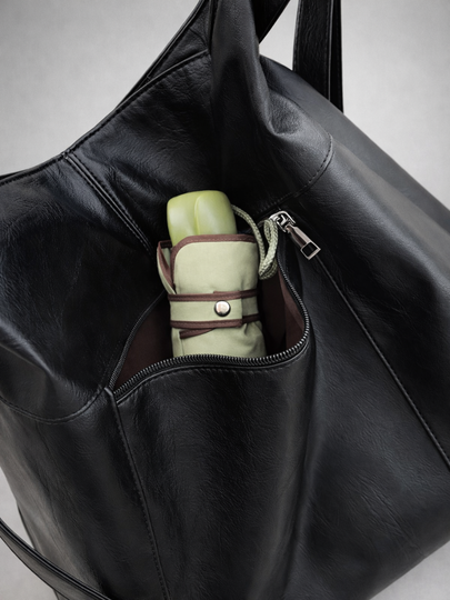 Black tote bag for school
