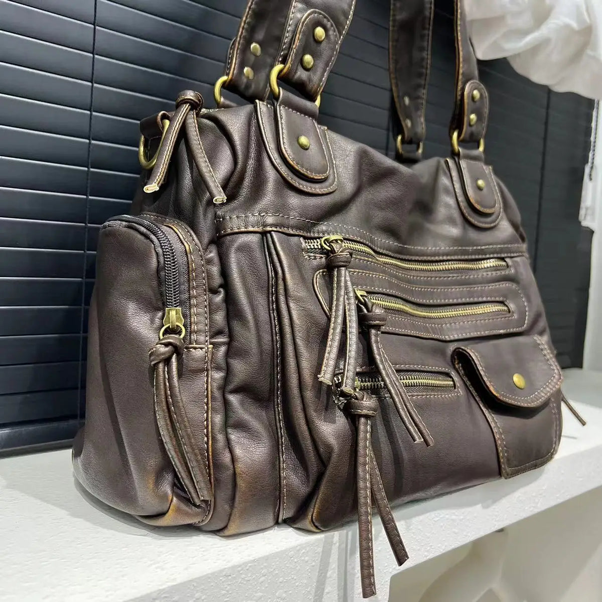 Coffee go-to shoulder handbag for school