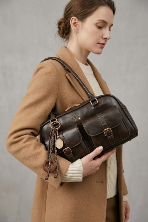 Shoulder bag for women with multi-pocket