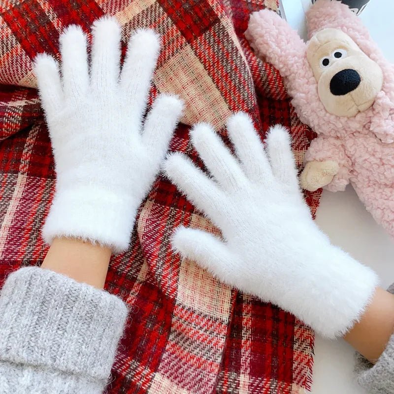 Plush Winter Gloves for Windproof Outdoor Warmth