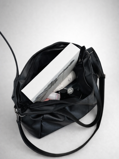Black tote bag for school