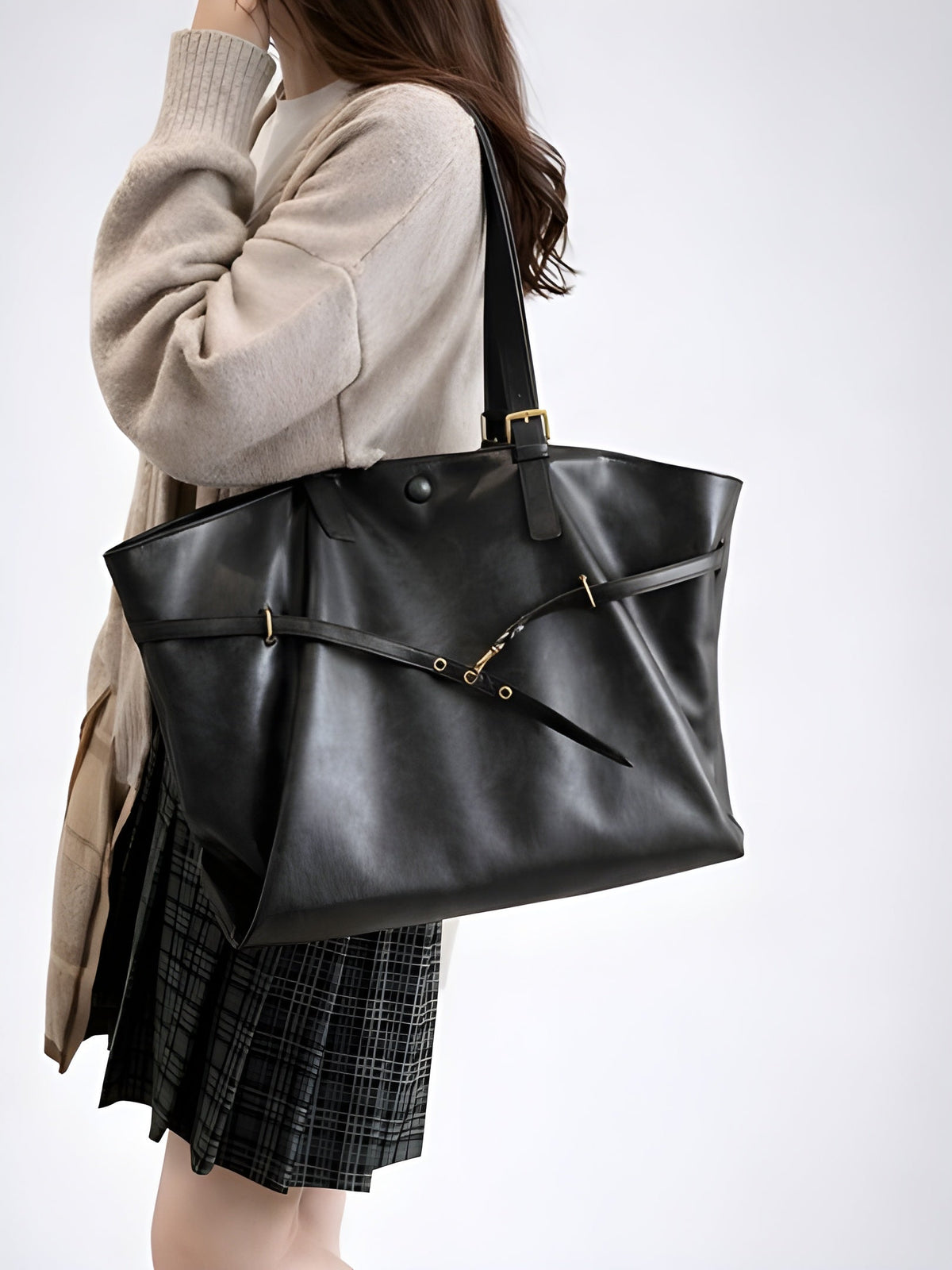 Black tote school bag