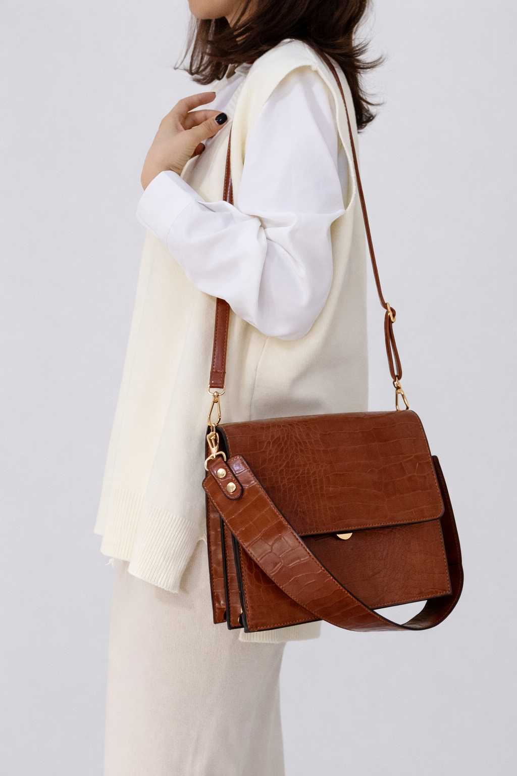 Brown cross body work bag for ladies