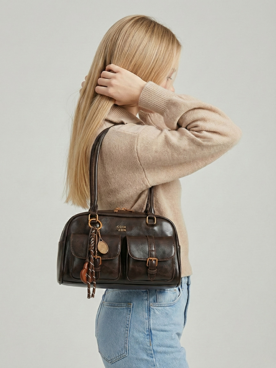Shoulder bag for women with multi-pocket
