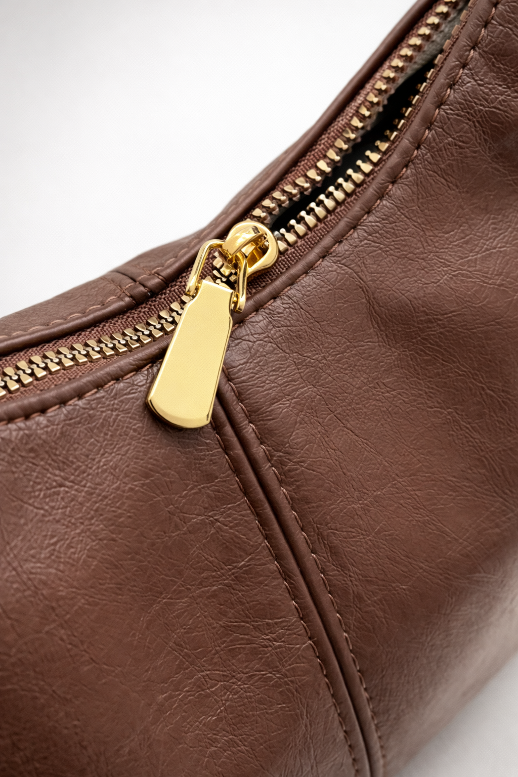 Everyday hobo bag