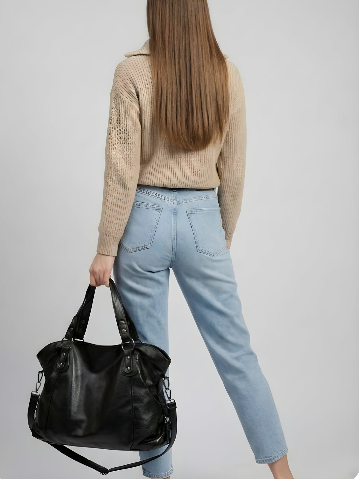Shoulder bag for university