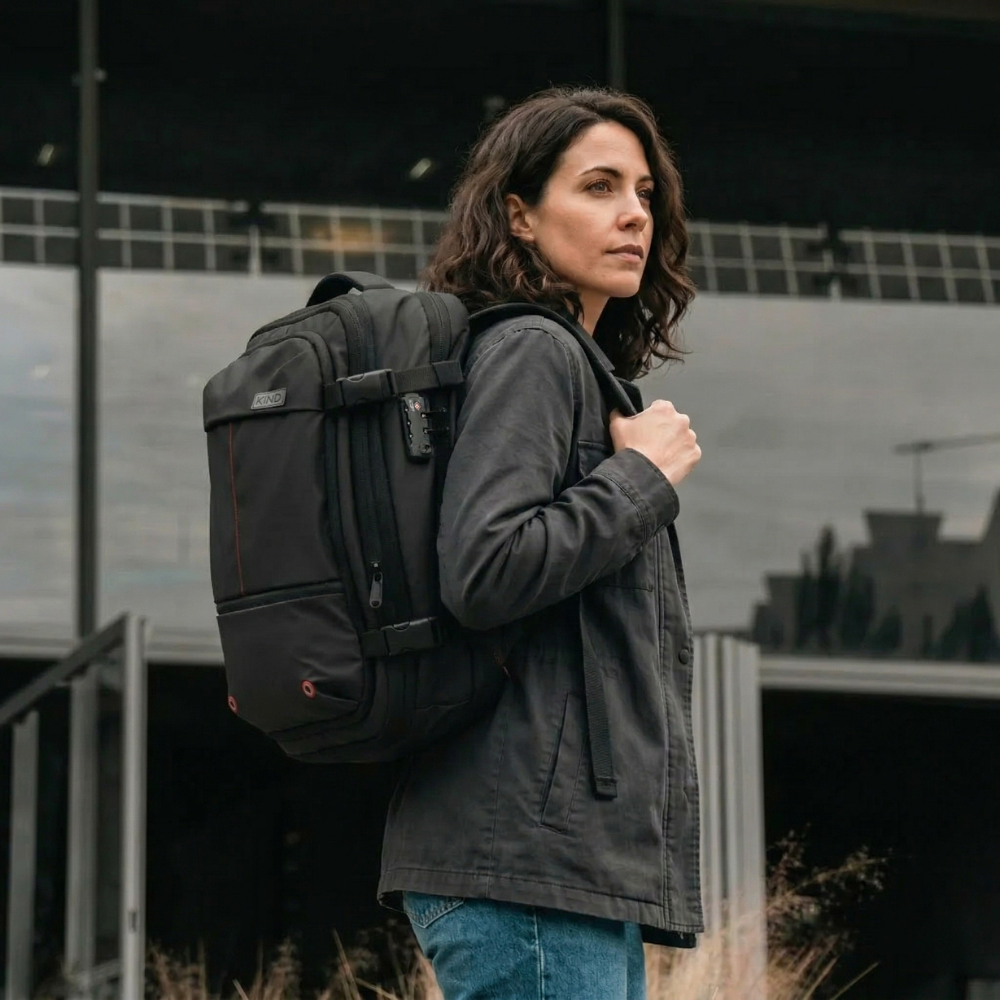 vacuum compression backpack 60L