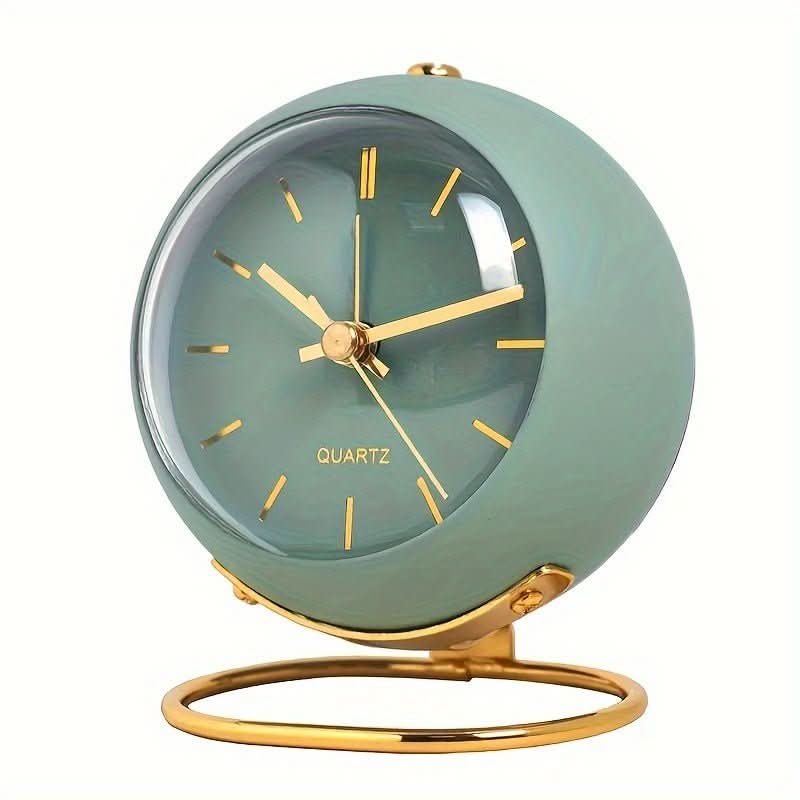 Retro Analog Alarm Clock with Silent Movement