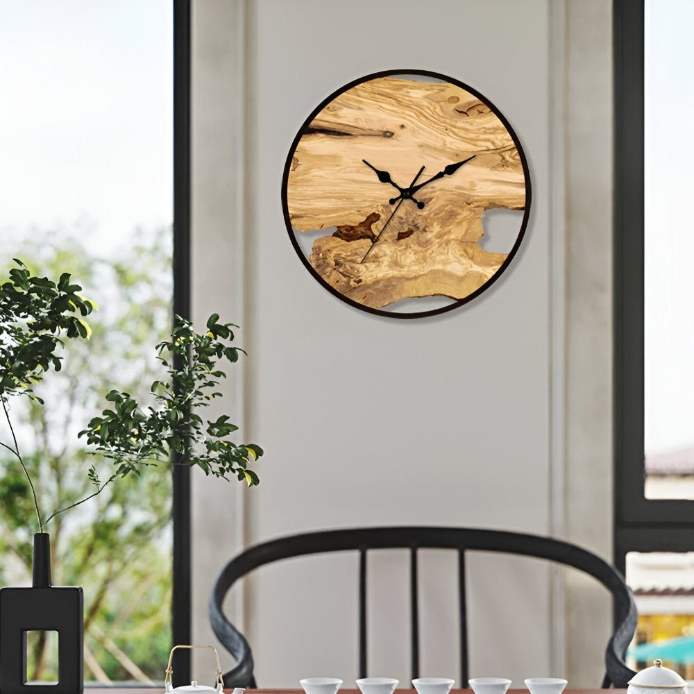 Elegant Clear Acrylic Wall Clock for Modern Minimalist Homes