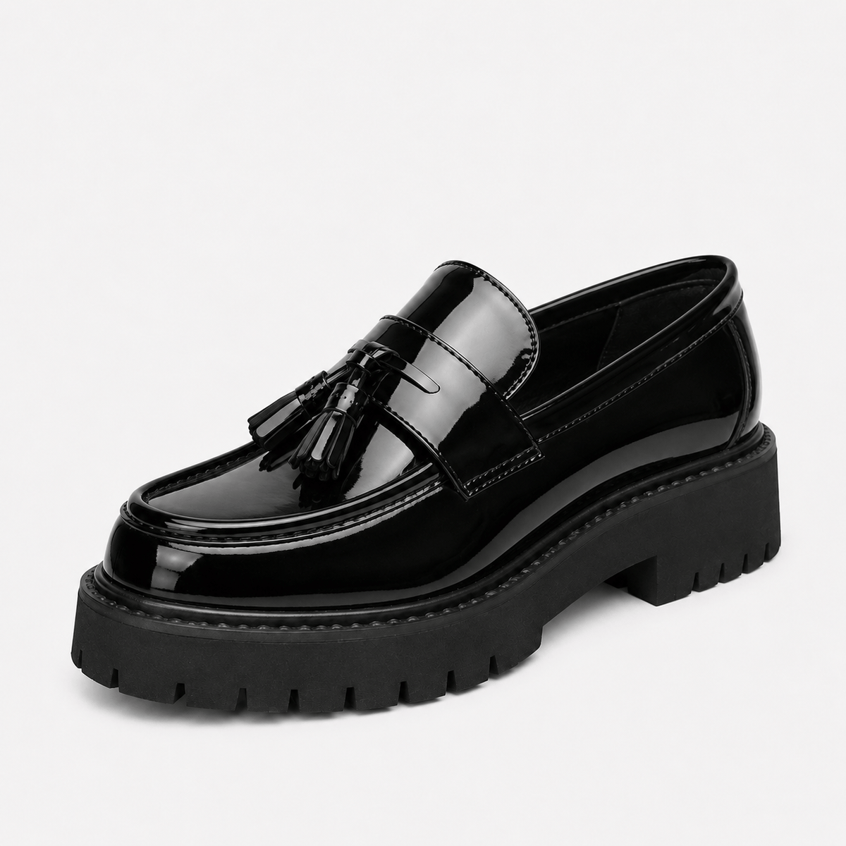 Men's Black and White Leather Tassel Loafers