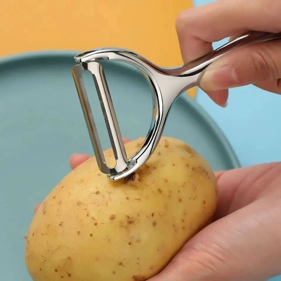 Comfortable, Non-Slip Stainless Steel Peeler for Effortless Prep