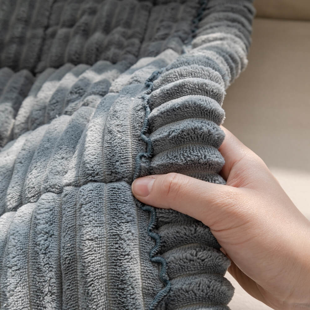 Soft Flannel Pet Mat for Sofa and Bed Comfort