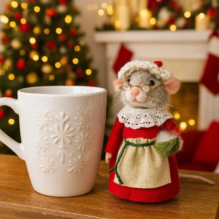 Handmade Felt Mouse Ornaments for Cozy Home Decor
